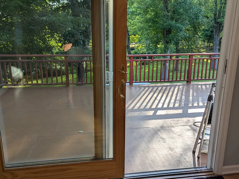 Sliding door to deck off living room