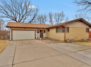 522 N Riverdale Dr, Mulvane, KS 67110