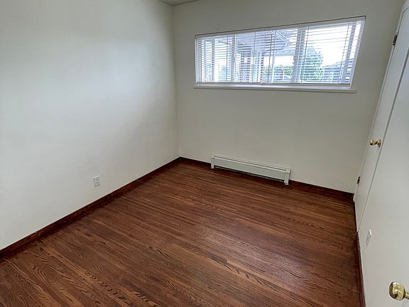 5th image of 622 E 64th Ave