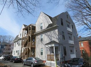 78 Downing St, Worcester, MA 01610