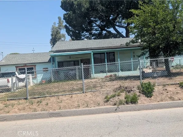 32260 Avenue E, Yucaipa, CA 92399