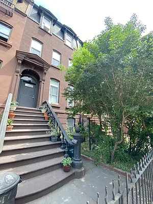 Rented by Massada Home Sales Inc | media 26