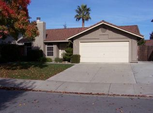 2105 Holder Ln, Tracy, CA 95377