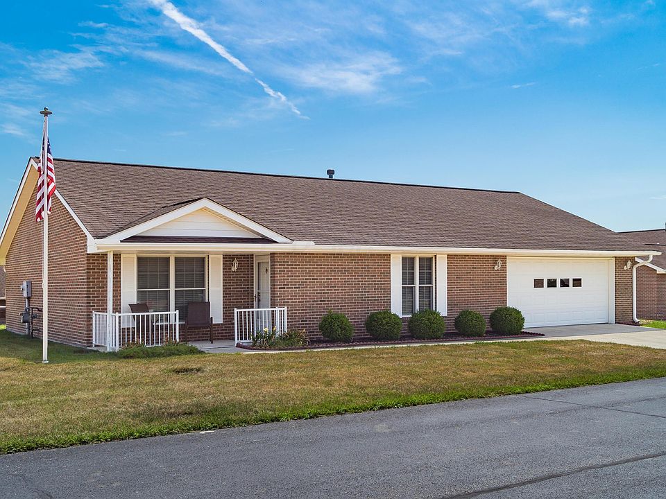 1st image of 400 Aarika Dr