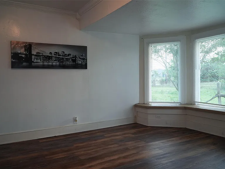 24206 Longenbaugh Rd — Photo 14
