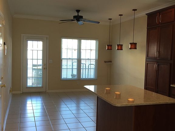 kitchen/keeping room