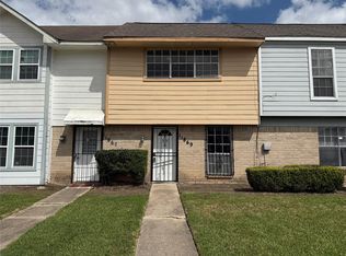 11869 Algonquin Dr, Houston, TX 77089