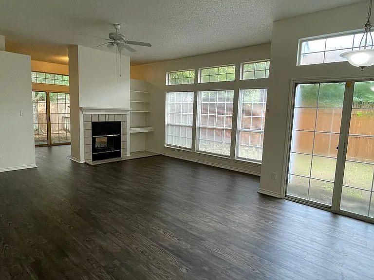 202 Chamblin Dr — Photo 16