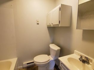 606 Lincoln St, La Belle, MO 63447