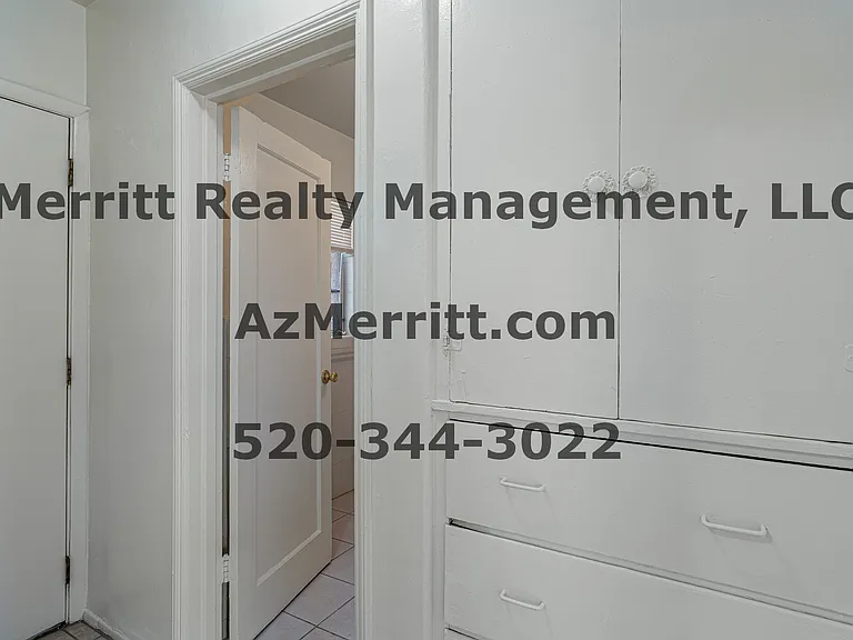 1204 N Winstel Blvd #3 — Photo 14