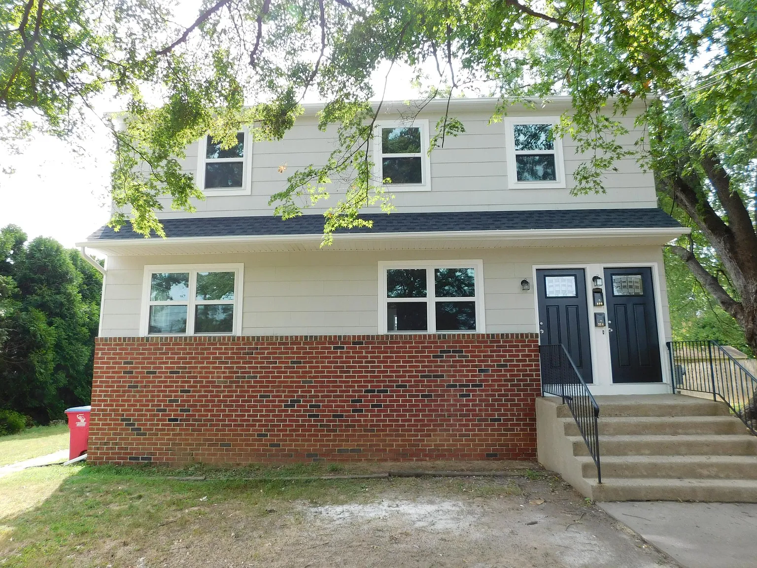 2 bed, 950 sqft, $2,095 — Photo 2