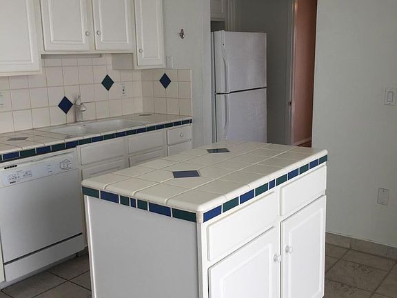3rd image of 1717 Alder Creek Ct