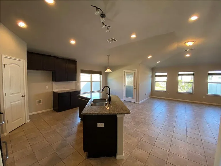 816 Sleeping Bear Dunes Dr — Photo 13