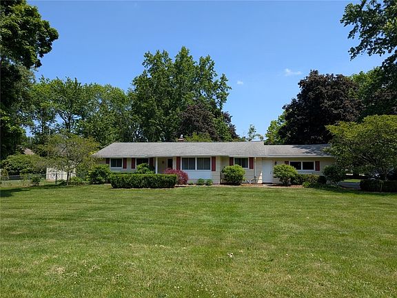 2nd image of 113 Timberline Dr