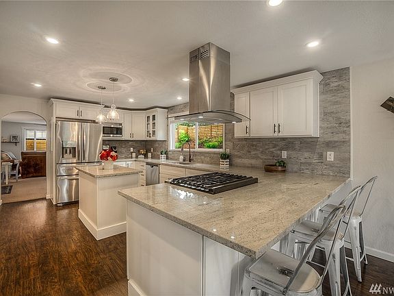 4th image of 5316 131st Avenue Ct E