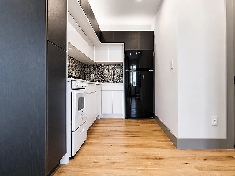846 Monroe St #4B — Photo 7