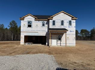 54 Utah Ct, Spring Lake, NC 28390