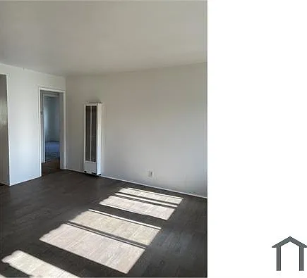 2 bed, 1000 sqft, $2,666 — Photo 2