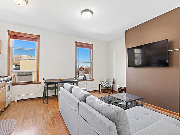 3rd image of 4 Magnolia Ave #2