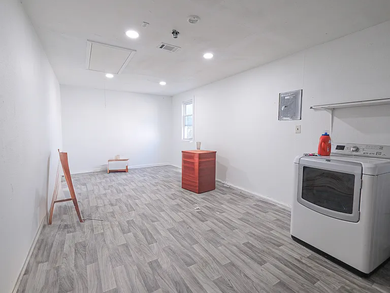 8508 Quebec Dr — Photo 13