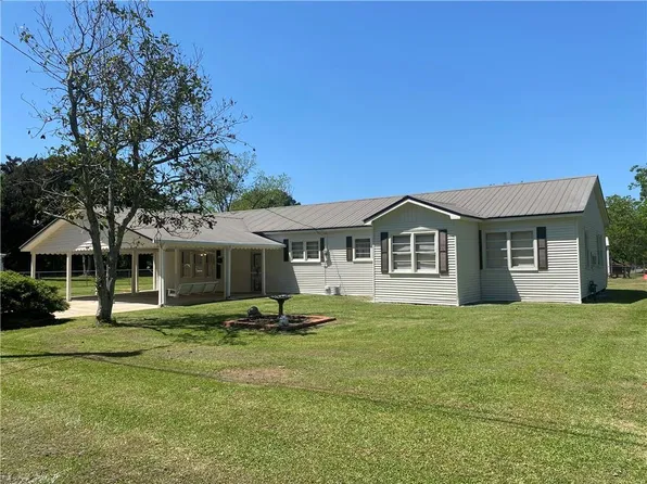 305 Hill St, Evergreen, LA 71333