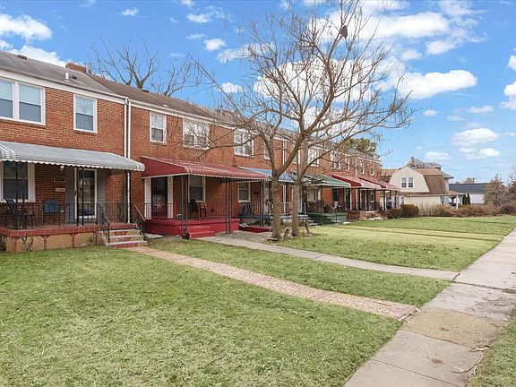 3rd image of 5427 The Alameda