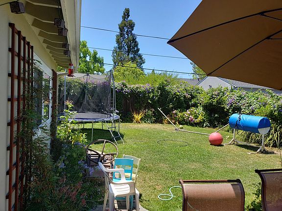 2nd image of 476 Alameda De Las Pulgas