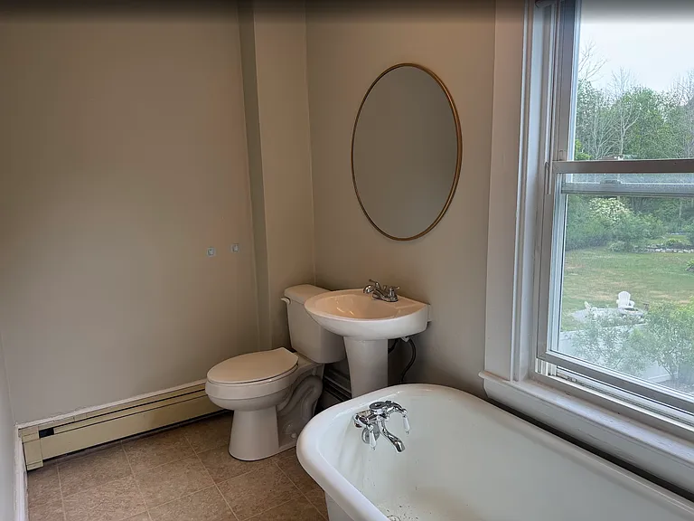 42 Hall Pl — Photo 9