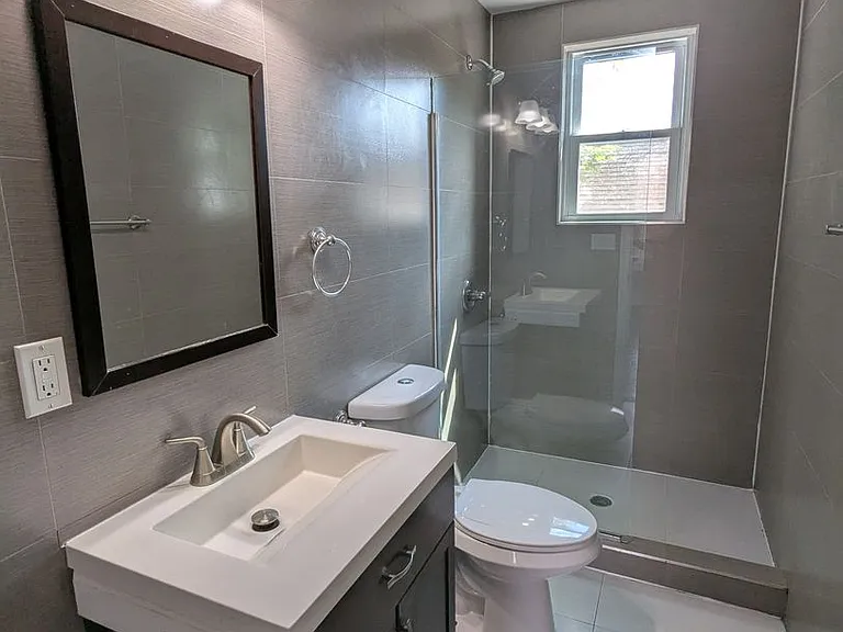 69 Winthrop Ave — Photo 4