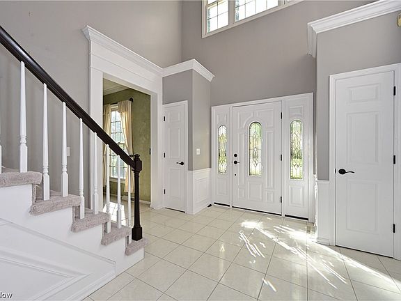 2nd image of 4353 Muirfield Way