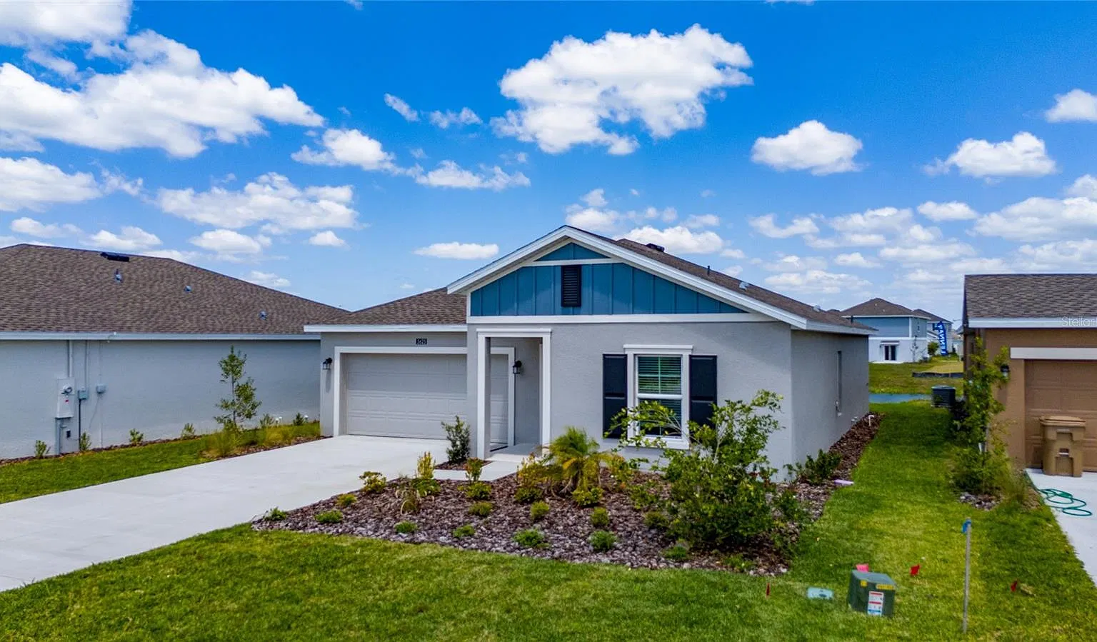 3 bed, 2.0 bath, 1560 sqft, $2,200 — Photo 4