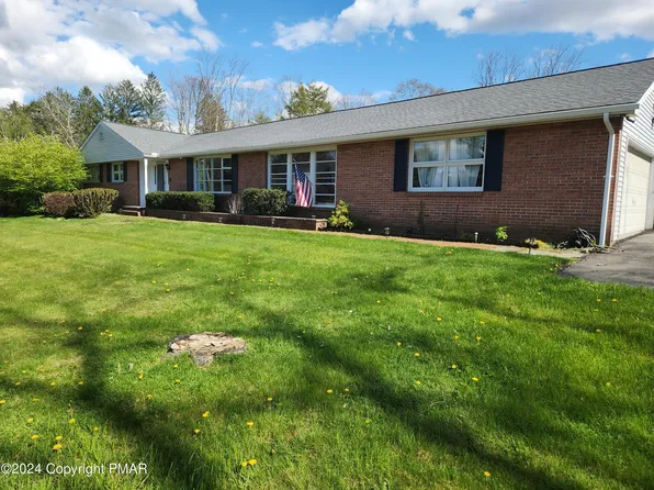 1391 Reish Rd, Stroudsburg, PA 18360