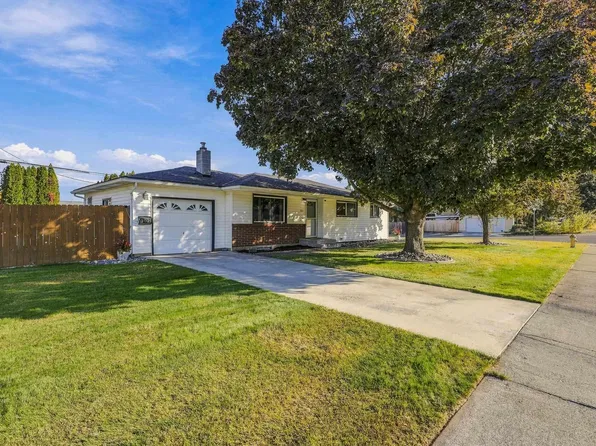 2021 S Fruitland St, Kennewick, WA 99337