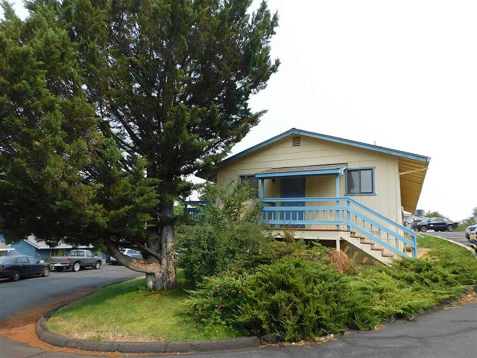 1st image of 801 Sierra Vista Way APT 33