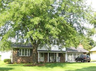 219 Fairway Dr, Eden, NC 27288