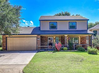 7932 Firefly Dr, Fort Worth, TX 76137