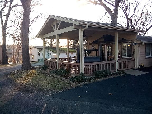 2nd image of 35710 Grand Point