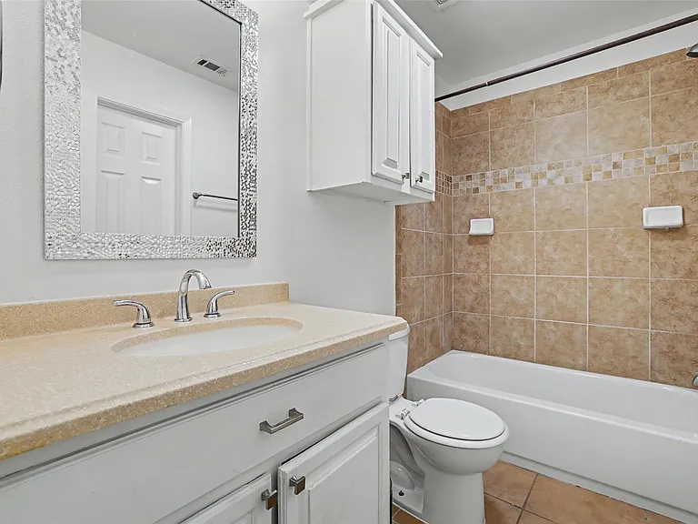 6307 Chesterfield Ave — Photo 7