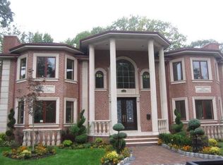 1125 Briar Way, Fort Lee, NJ 07024