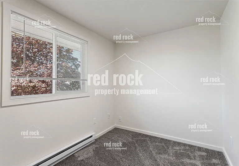 3901 W Spiers Ave #3 — Photo 17