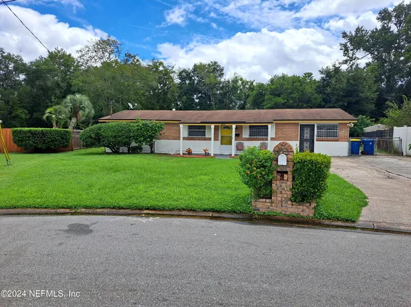 2104 BARRY Drive S, Jacksonville, FL 32208