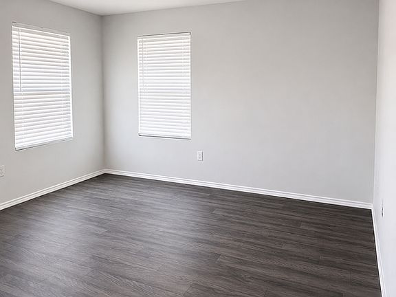 4th image of 3518 Silver Springs Ct