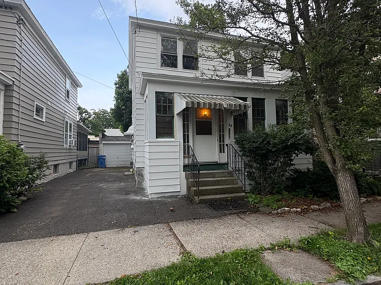 35 Clare Ave — Photo 1