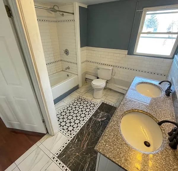 49-51 Birdsall St #49 — Photo 16