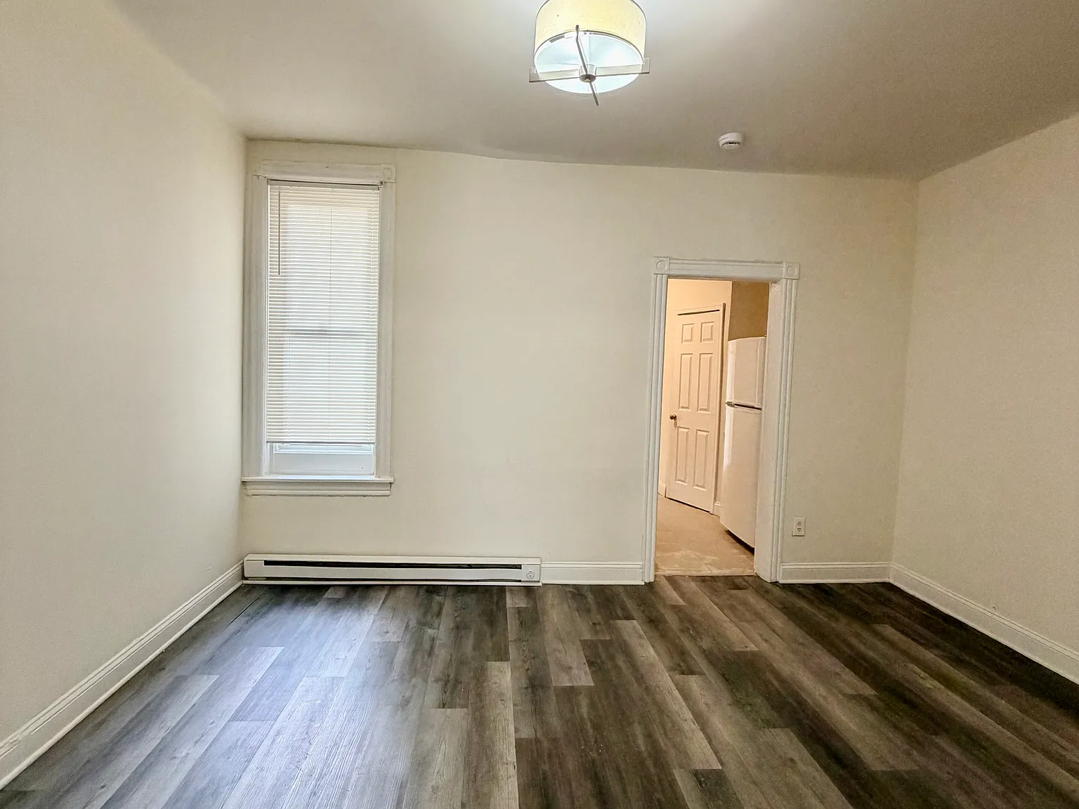 Three Bedrooms, Pet-Friendly Living & In-Home Laundry Available Now — Photo 3