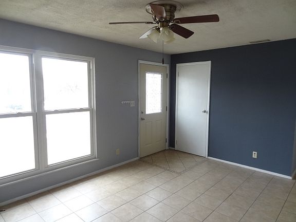 5th image of 3600 Wausau Ct