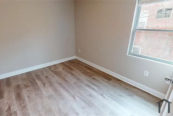3 bed, $2,549 — Photo 2