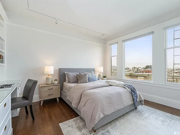 1700 Jones St #6 — Photo 11