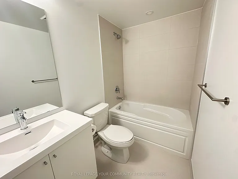2545 Simcoe St N #2001 — Photo 19