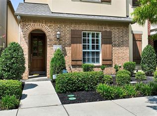 2209 Longwood Dr, Carrollton, TX 75010